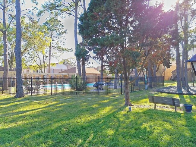 800 Country Pl Dr in Houston, TX - Building Photo - Building Photo