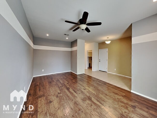 300 Golden Butterfly Dr in Leander, TX - Building Photo - Building Photo