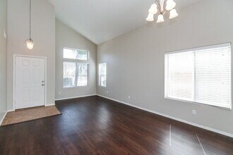 960 N 168th Dr in Goodyear, AZ - Building Photo - Building Photo