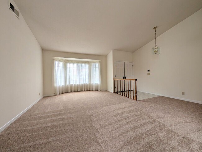 147 Summerset Ct in San Ramon, CA - Building Photo - Building Photo