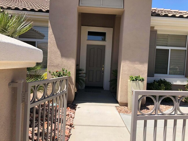 36583 Fan Palm Way in Palm Desert, CA - Building Photo - Building Photo