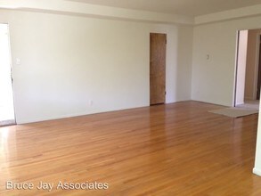 1523 S Wooster St in Los Angeles, CA - Building Photo - Building Photo