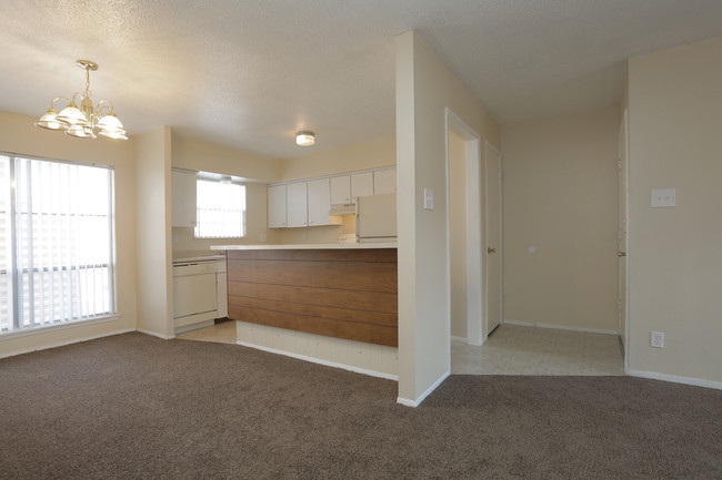 Sagewood Apartments in El Paso, TX - Building Photo - Interior Photo