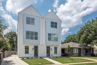 2701 Lubbock Ave in Fort Worth, TX - Foto de edificio - Building Photo