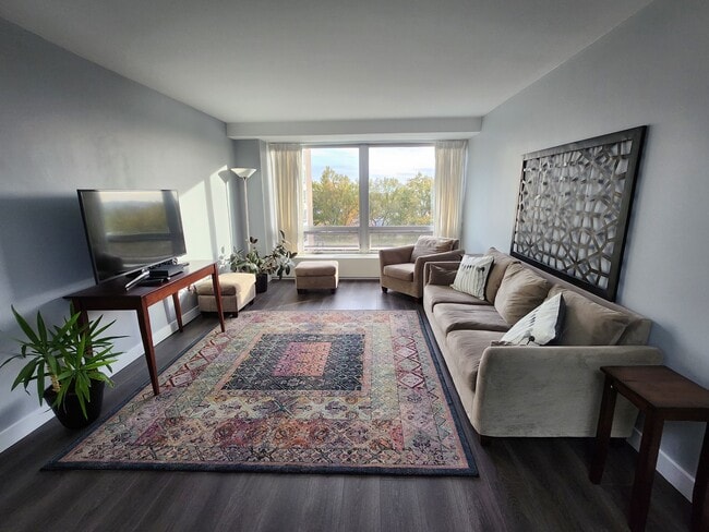 1425 4th St SW, Unit Riverside A607 in Washington, DC - Building Photo - Building Photo