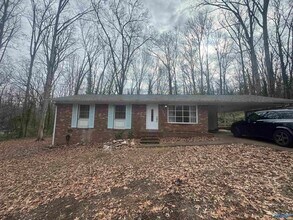 9527 Hemlock Dr SE in Huntsville, AL - Building Photo - Building Photo