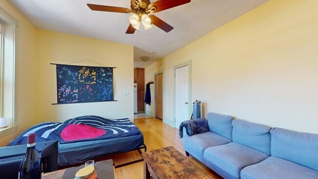 131 Park Dr in Boston, MA - Building Photo - Building Photo