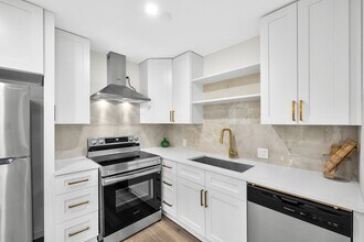 2012 Brun St in Houston, TX - Building Photo - Building Photo