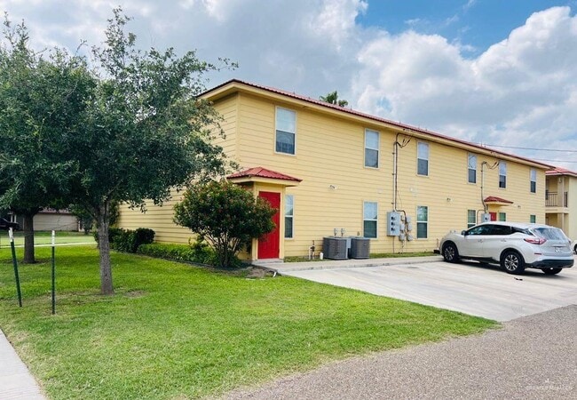 13 E Stubbs St in Edinburg, TX - Building Photo - Building Photo