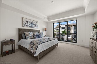 1130 3rd Ave S in Naples, FL - Foto de edificio - Building Photo