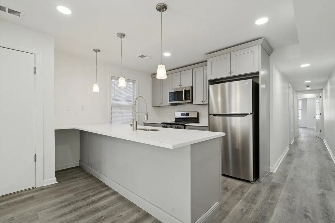 146 Nassau St in Princeton, NJ - Building Photo