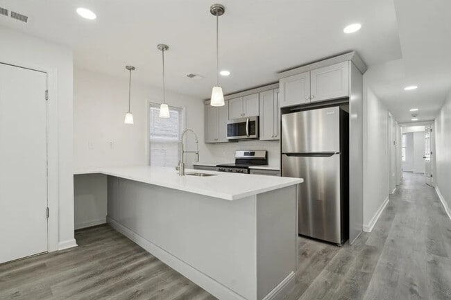 146 Nassau St