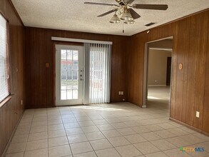 2404 Carnation Dr in Killeen, TX - Building Photo - Building Photo