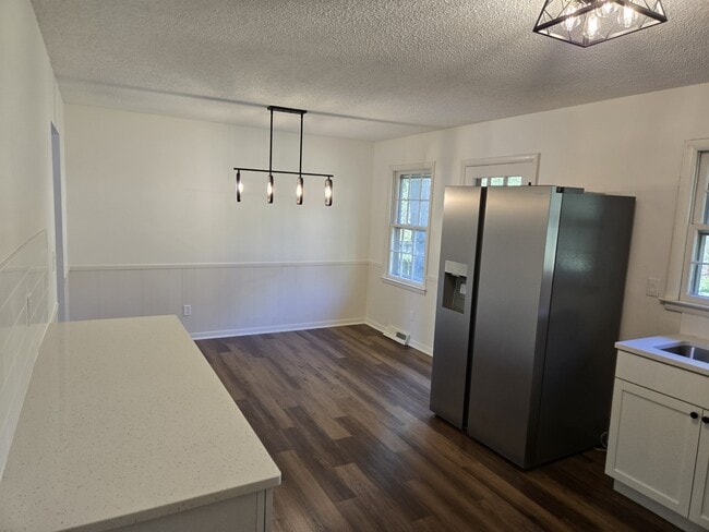 property at 7922 W 92nd St