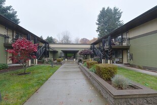 30125 SW Brown Rd in Wilsonville, OR - Building Photo