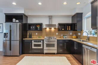 13045 Pacific Promenade in Los Angeles, CA - Building Photo - Building Photo
