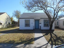 2207 26th St in Lubbock, TX - Building Photo