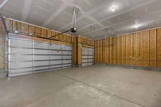 726 ELMWOOD St in Park City, KS - Building Photo - Building Photo