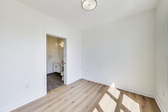 1350 Maryland Ave NE in Washington, DC - Building Photo - Building Photo