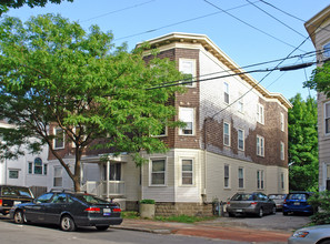 141 Sherman St in Portland, ME - Building Photo - Building Photo