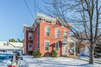 32 West in Annandale, NJ - Building Photo - Other