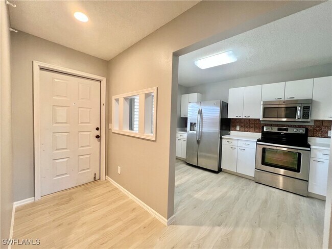 7749 Jewel Ln