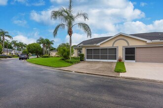 4246 SE Home Way in Port St. Lucie, FL - Building Photo - Building Photo