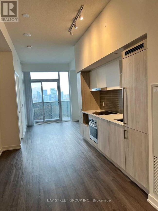 138-4138 Downes St in Toronto, ON - Building Photo - Building Photo