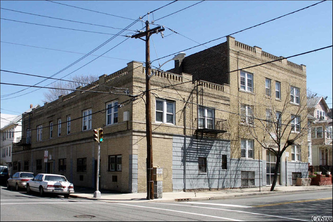 203 Shephard Ave in Newark, NJ - Building Photo - Building Photo