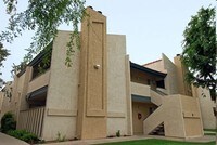 Building Photo - Cedar Oaks Apartments in Bakersfield, California