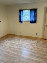 1911 Jacobsen Blvd in Bremerton, WA - Building Photo - Building Photo