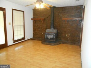 551 Racetrack Rd in Mcdonough, GA - Building Photo - Building Photo