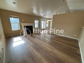 3736 Ellendale Cir in Ammon, ID - Building Photo - Building Photo