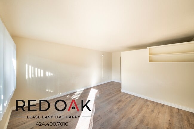 property at 4900 Clair Del Ave