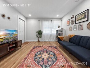 6602 S Faul St in Tampa, FL - Foto de edificio - Building Photo