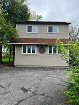 46 Center Rd in Bedford, OH - Building Photo