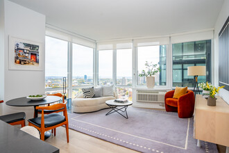 425 Summit in Jersey City, NJ - Building Photo - Interior Photo