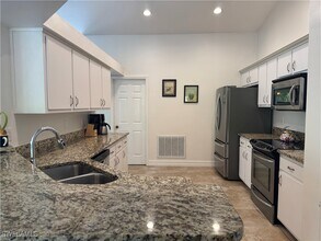 911 SE 21st Ln in Cape Coral, FL - Building Photo - Building Photo