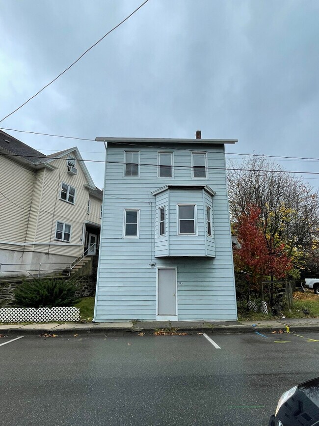 132 Bankway St Rentals in Lehighton, PA