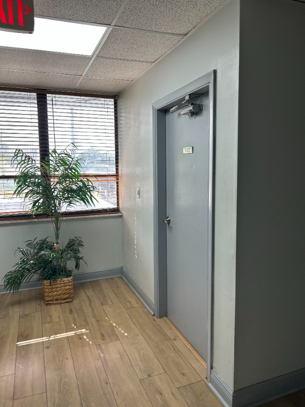 1000 E Atlantic Blvd in Pompano Beach, FL - Building Photo - Building Photo