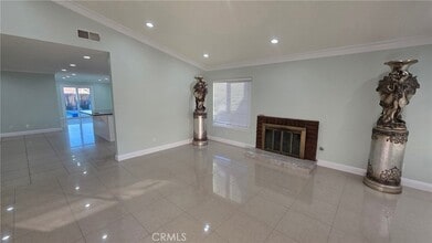 13380 Larkhaven Dr in Moreno Valley, CA - Foto de edificio - Building Photo