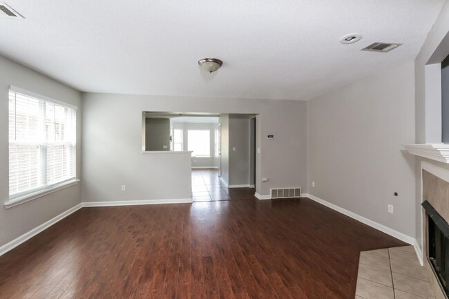 5414 Maiden Grass Dr in Memphis, TN - Building Photo - Building Photo