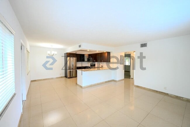 property at 1250 Miami Rd