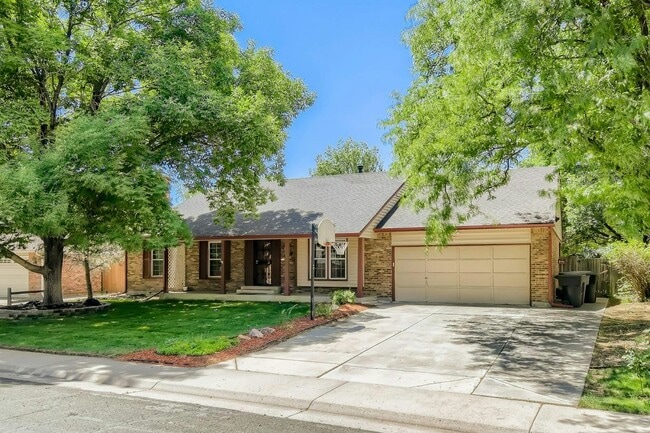 13245 Monroe Way in Thornton, CO - Building Photo - Building Photo