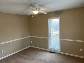 1207 Smallhouse Rd, Unit B in Bowling Green, KY - Building Photo - Building Photo