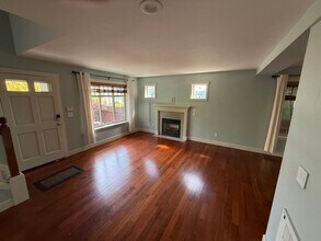 805 N 49th St in Seattle, WA - Building Photo - Building Photo