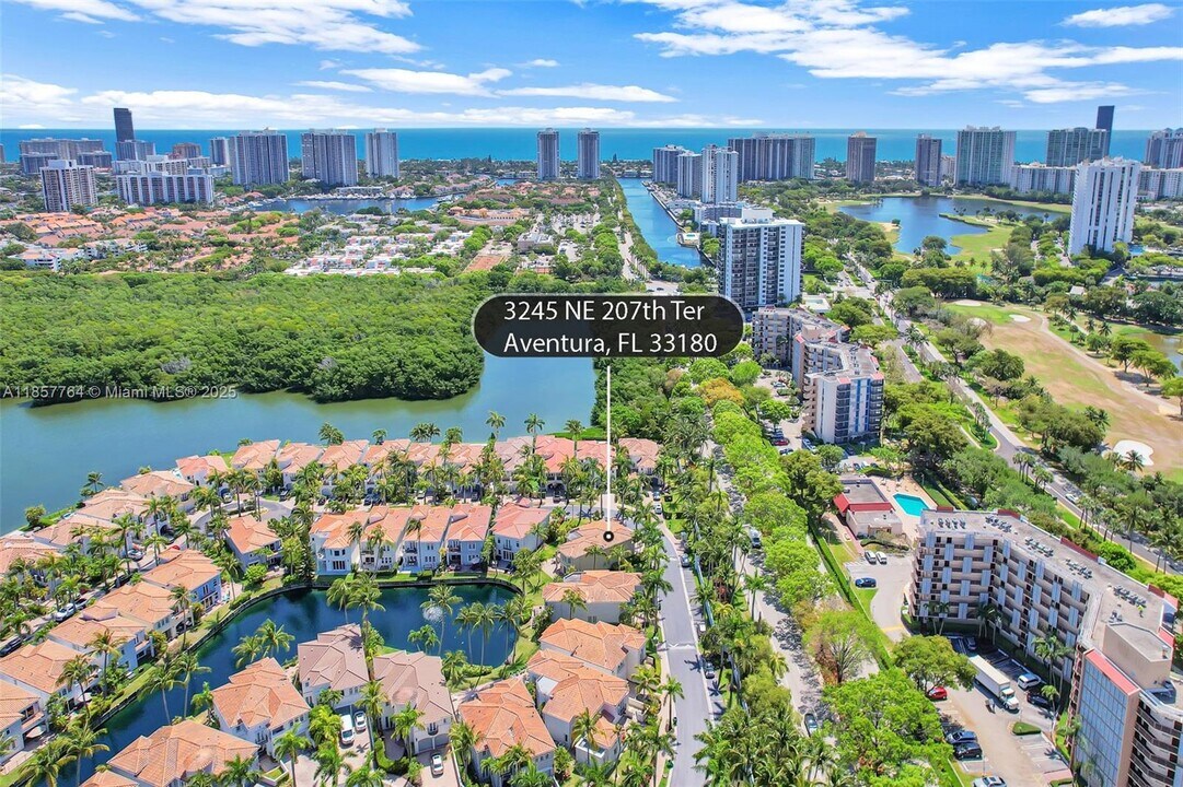 3245 NE 207th Terrace in Aventura, FL - Building Photo