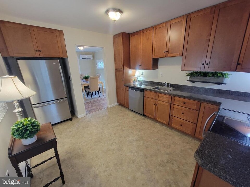 806 Woodland Ave in Wilmington, DE - Building Photo