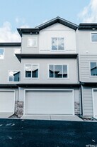 665 E 730 N in Hyrum, UT - Building Photo