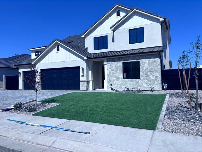 2893 E Yavin Wy in Saint George, UT - Building Photo - Building Photo